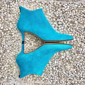 New in Box CLIZA Handmade Italian Suede Booties 10